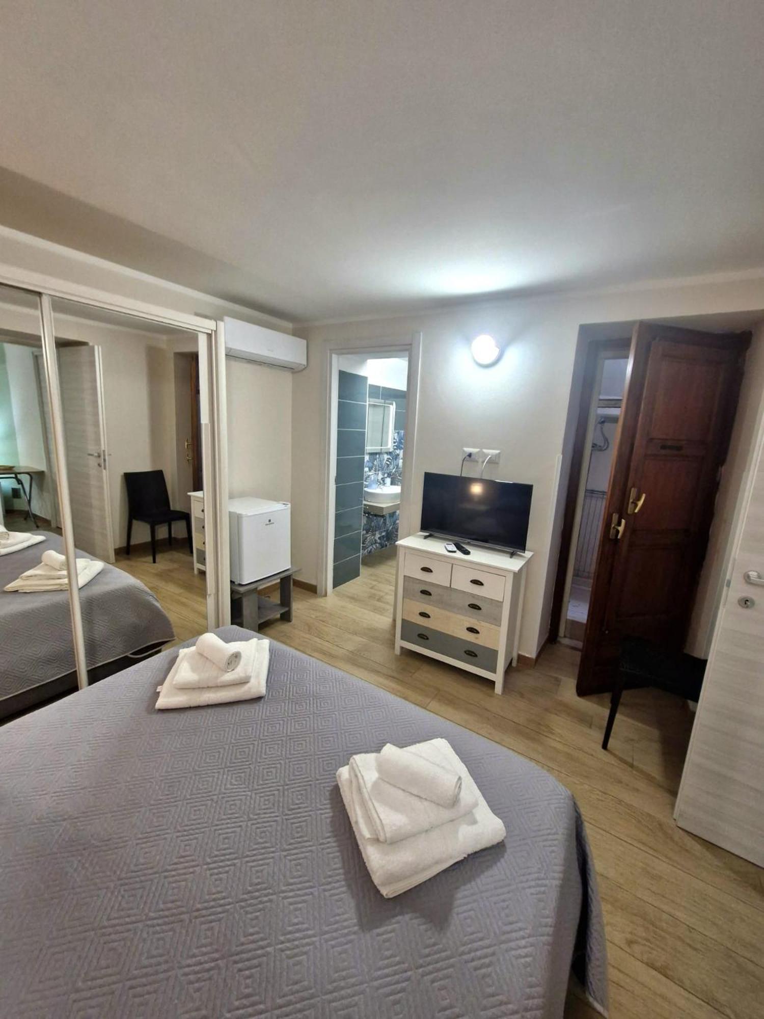 Medea Apartment Syracuse Exterior photo